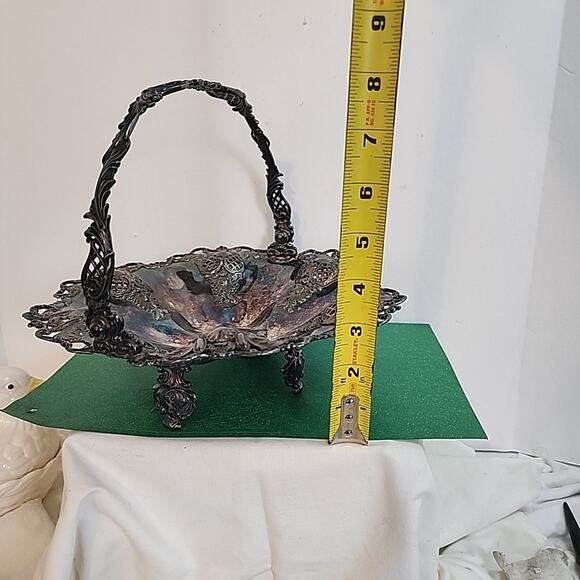 ATQ VAN BERGH Rochester Ny Bride Basket Quadruple Silverplate Floral Footed - Picture 9 of 11